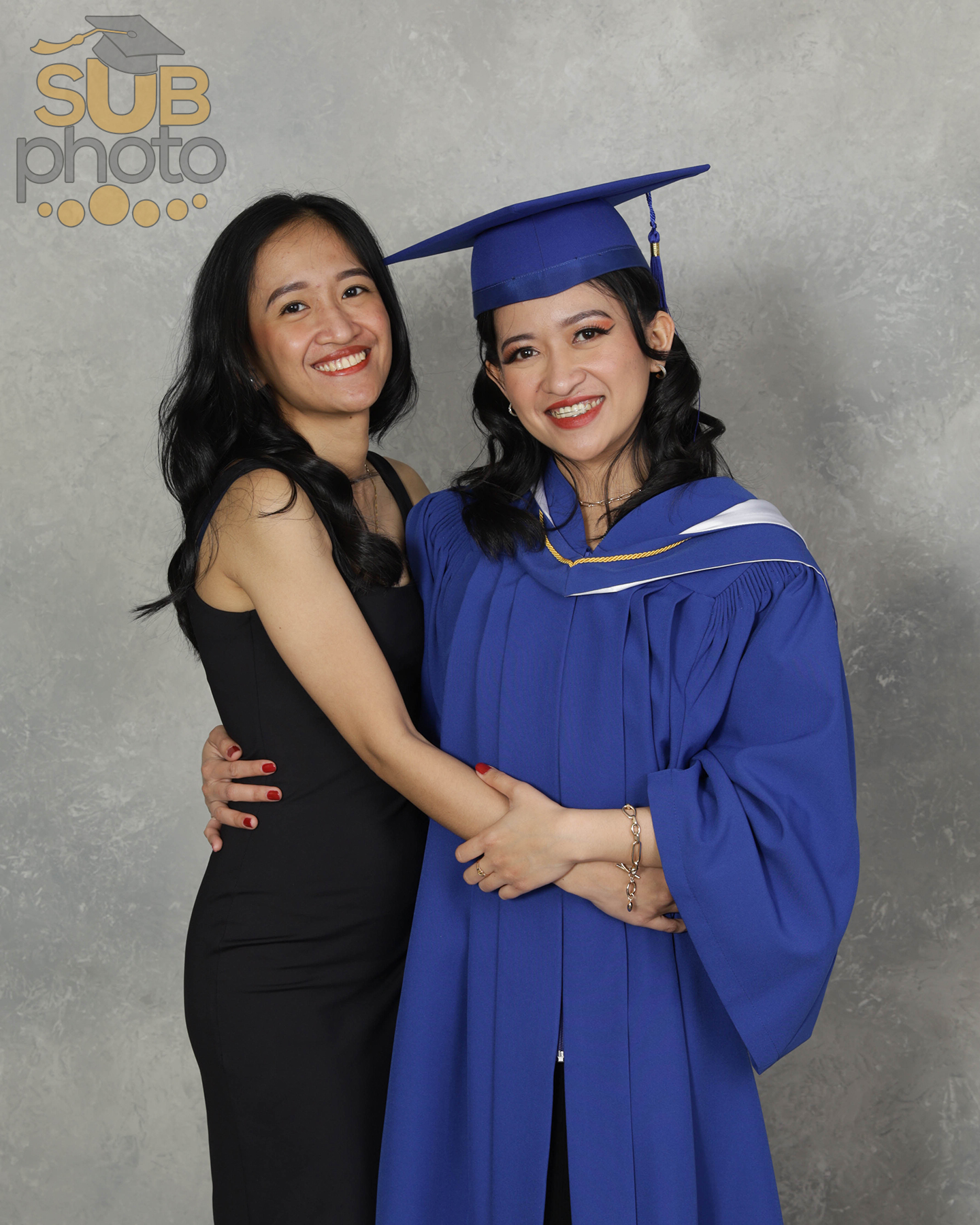 Graduation Photos NAIT Edmonton Sample grad photo - NAIT University graduation photography
